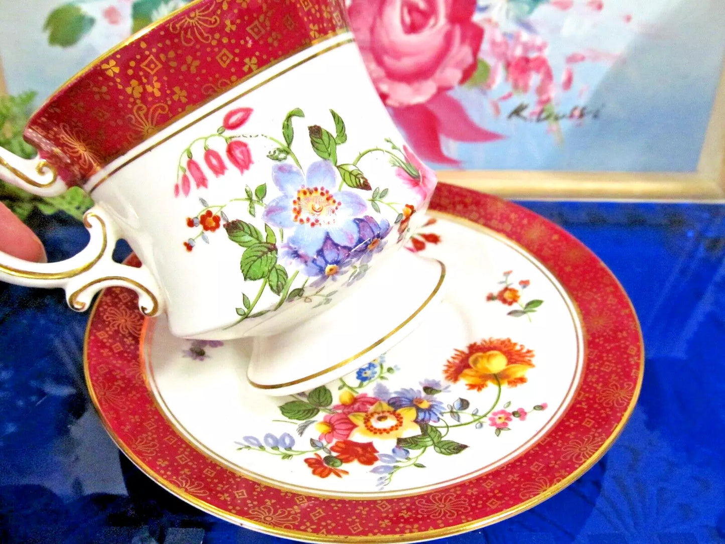 英国製 ロイヤルコールデン 赤い花柄のティーカップ&ソーサー