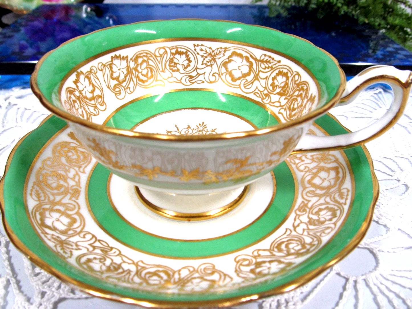 英国製 ハマースレイ ライムグリーン&金彩 ティーカップ&ソーサー