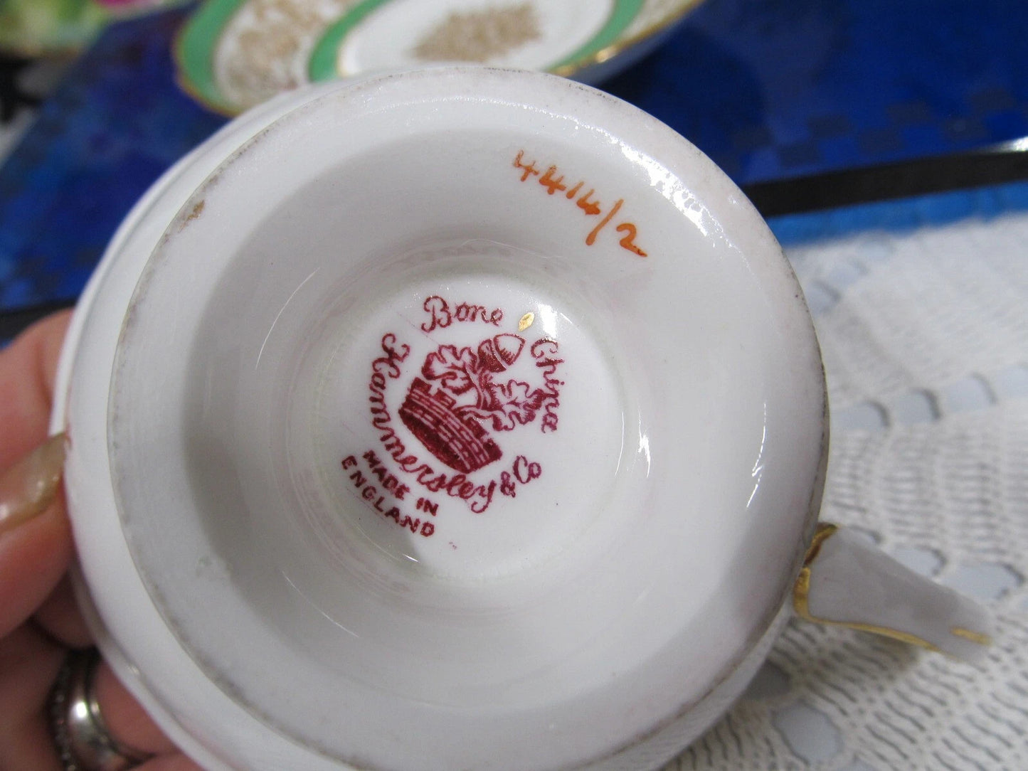 英国製 ハマースレイ ライムグリーン＆金彩 ティーカップ＆ソーサー