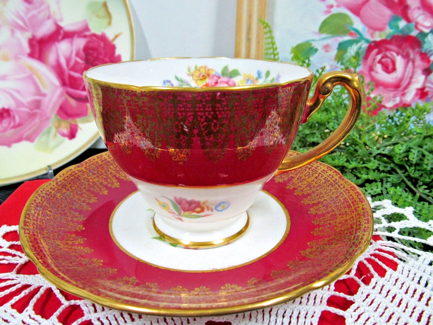 英国製 ハマースレイ 赤い花柄 ピンクローズ ティーカップセット