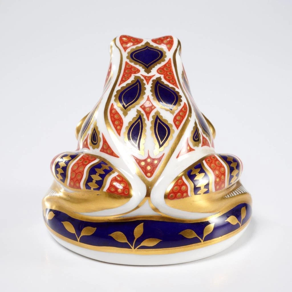 英国製 ロイヤルクラウンダービー 伊万里様式 磁器製カエル ペーパーウェイト（約7.5×10cm）